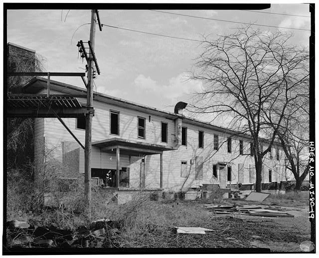 VIEW NORTHEAST, mess hall/administration building