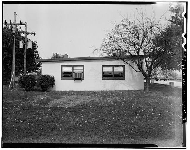 ADMINISTRATION BUILDING, LEFT SIDE, LOOKING NORTH