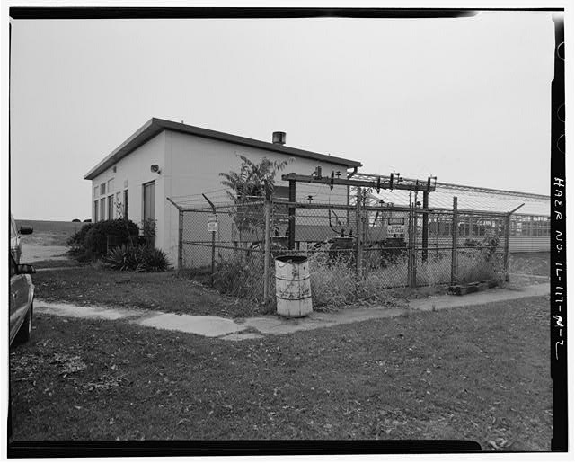 GENERATOR BUILDING NO. 1, FRONT AND RIGHT SIDES, LOOKING SOUTH