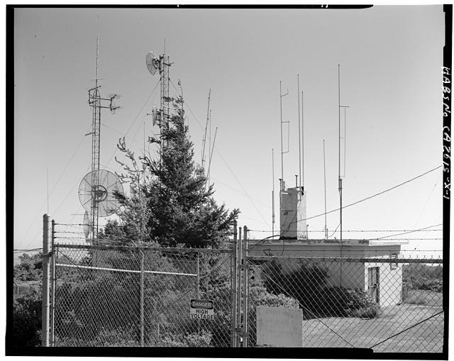 Mill Valley Early Warning Radar EXTERIOR OF BUILDING 402, CIVIL ENGINEERING STORAGE, LOOKING SOUTH. 
